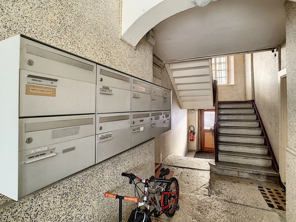 Edificio in affitto
