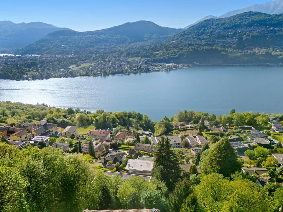 Montagnola - ESCLUSIVO 3,5 LOCALI IN VILLA DI SOLE 4 UNITÀ, UN’OASI DI DESIGN IMMERSA NEL VERDE