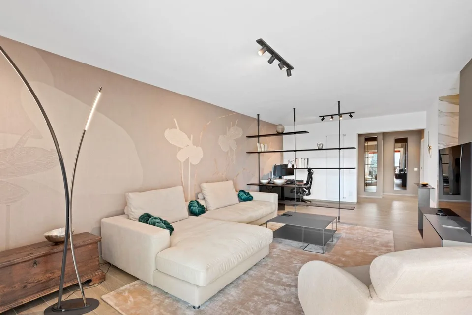 Montagnola – EXCLUSIF APPARTEMENT DE 3,5 PIÈCES DANS UNE VILLA DE SEULEMENT 4 UNITÉS, UNE OASIS DE DESIGN AU CŒUR DE LA VERDURE – photo 7 sur 14