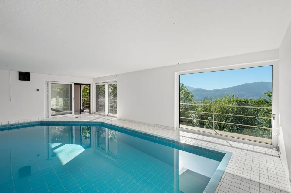 Montagnola – EXCLUSIF APPARTEMENT DE 3,5 PIÈCES DANS UNE VILLA DE SEULEMENT 4 UNITÉS, UNE OASIS DE DESIGN AU CŒUR DE LA VERDURE – photo 13 sur 14