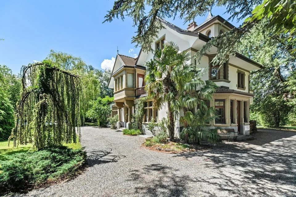 Maison de maître rénovée, parc enchanteur avec arbres séculaires