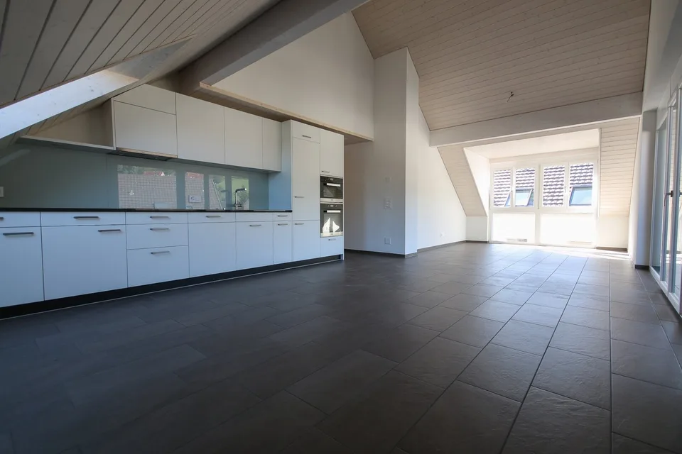 Appartement mansardé moderne à Zeiningen