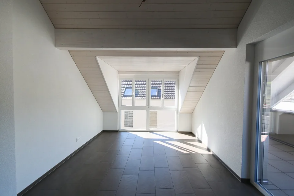 Appartement mansardé moderne à Zeiningen