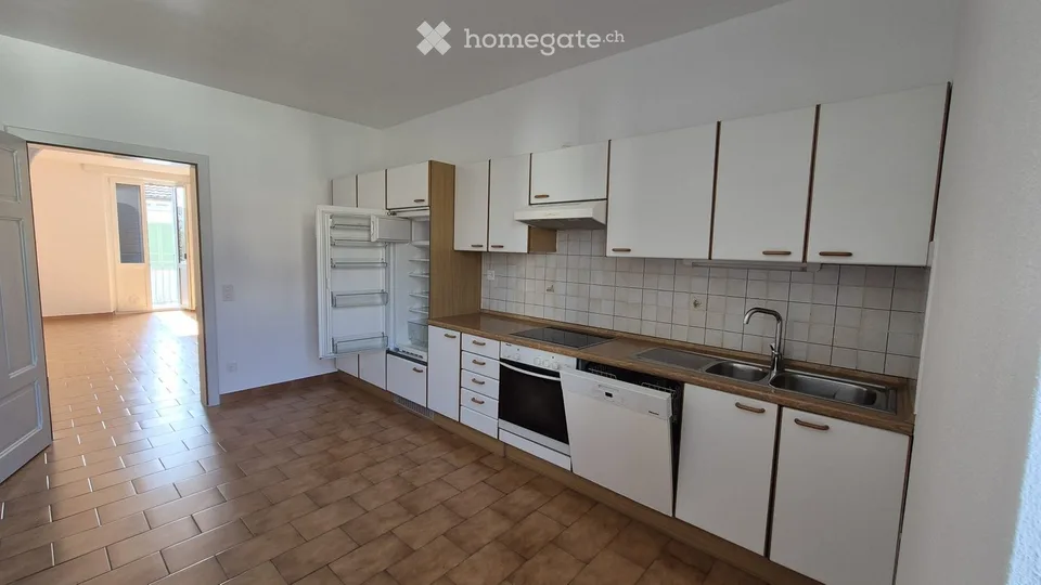Appartement spacieux et lumineux à Coldrerio