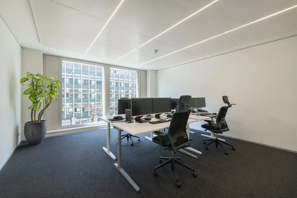 EUROPAALLEE: Espaces de bureau entièrement aménagés