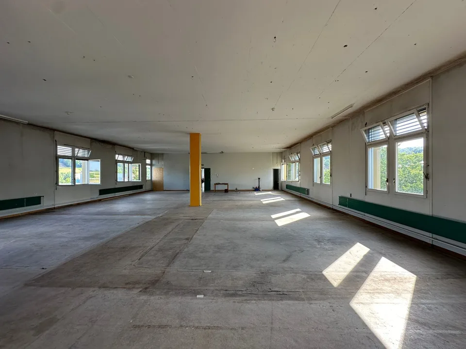 Moderne Gewerberäume in Niederwangen, Bern