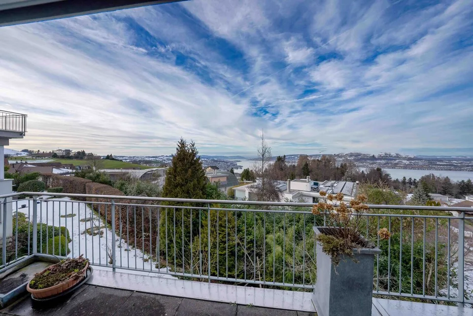 Casa unifamiliare di 7,5 locali con vista fantastica sul lago a Feusisberg