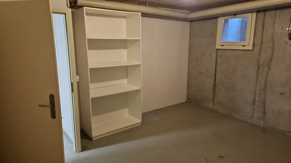 Salle de bricolage à Arch