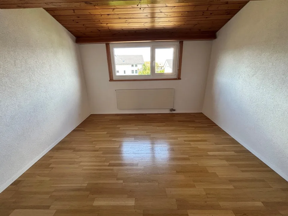 Lichtdurchflutete Dachwohnung