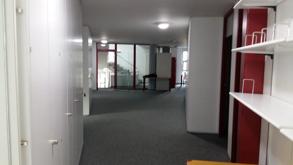 From 124 to 874 m2 of modular offices in Granges-Paccot/Fribourg – photo 11 of 13
