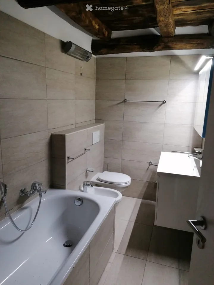 Appartement rénové confortable