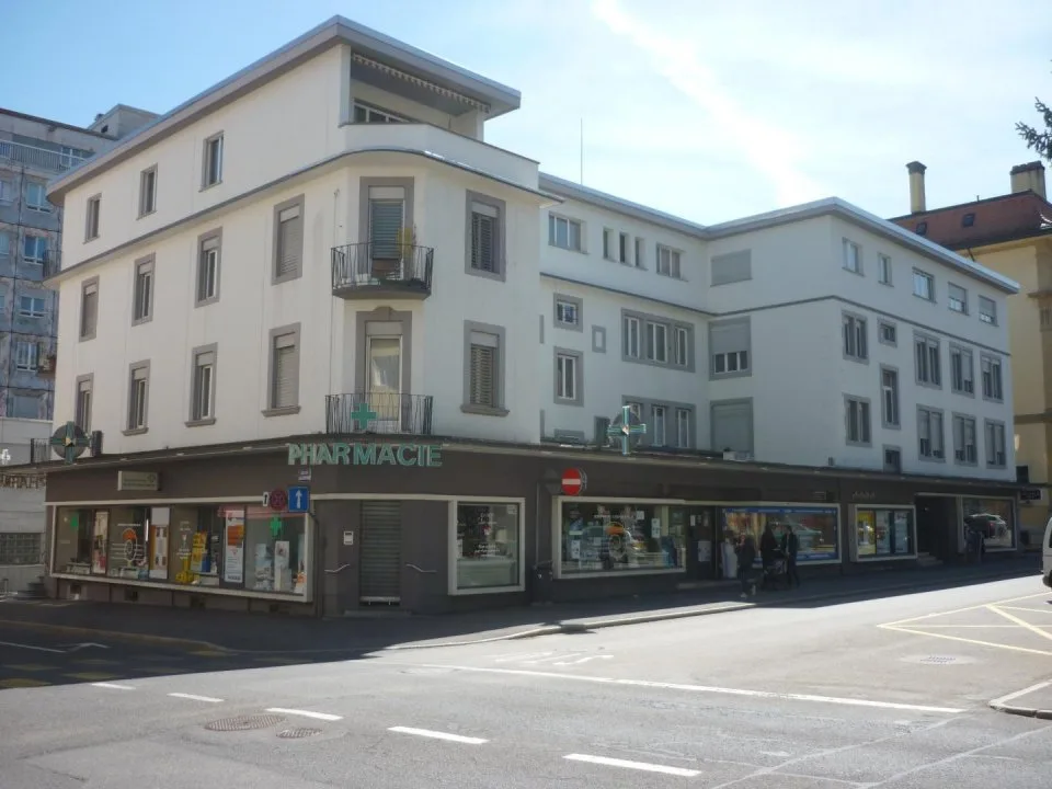 01089 - Local - Serre 63 - La Chaux-de-Fonds
