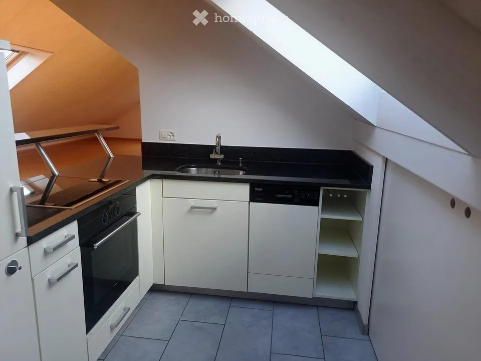 Appartement de rêve au dernier étage avec vue sur le lac à Erlenbach ZH