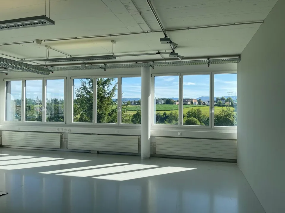 Moderne Bürofläche in Cham – 55 m²
