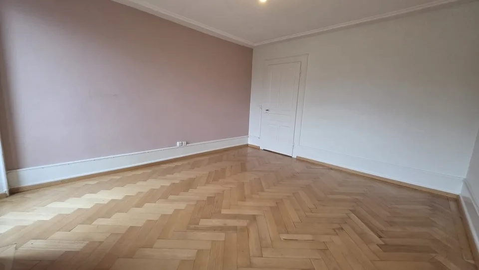 Schönes Apartment zur Miete mit Balkon