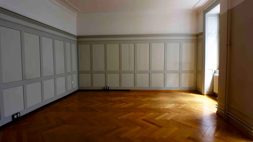 Rental space with charm, in the middle of Schaffhausen's old town, 1 minute walking distance to the train station