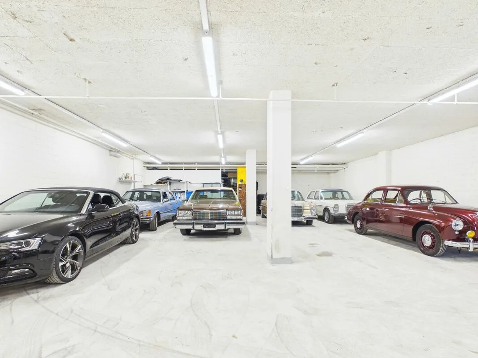 Ihre Traum-Garage in Fällanden wartet auf Sie!