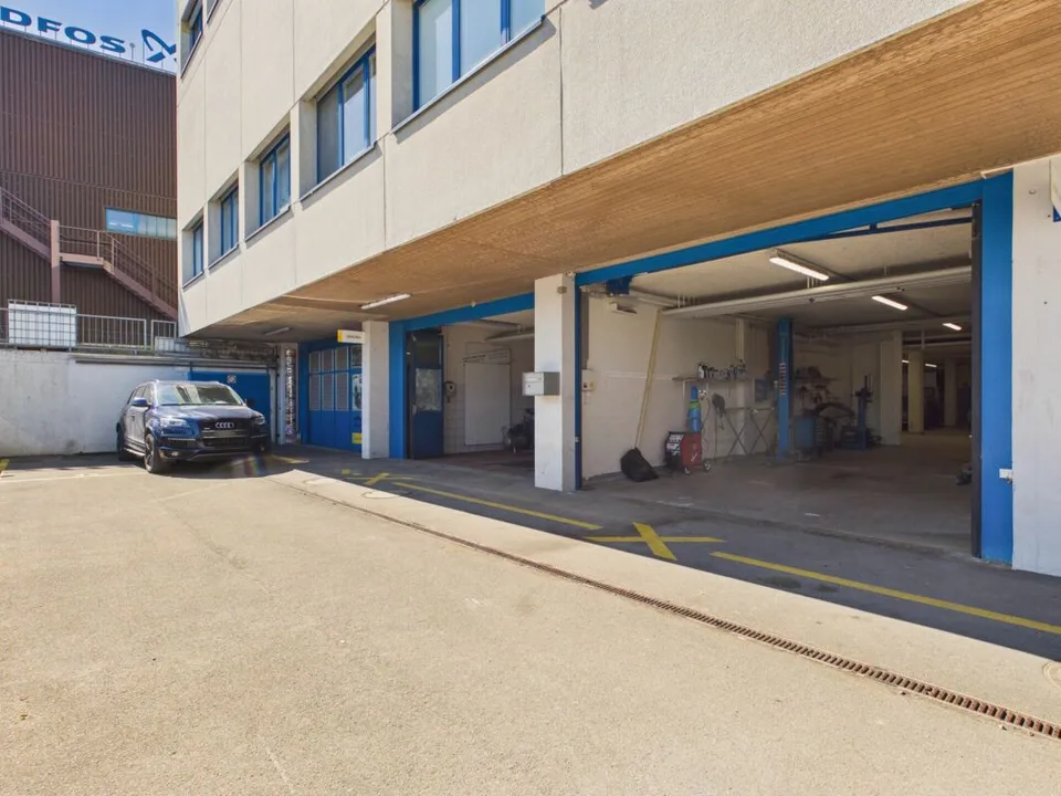 Ihre Traum-Garage in Fällanden wartet auf Sie!