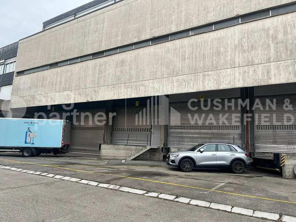 Junge 23 - Logistiklager im Erdgeschoss von 1.000 m², La Praille