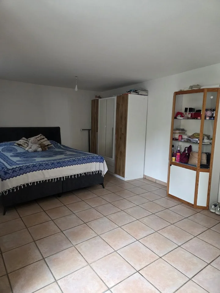 Studio mit 25 m2 im 1. Stock