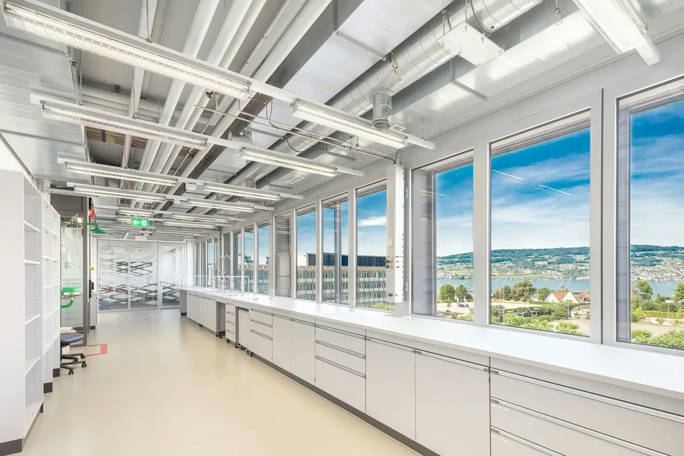 Erstklassige Labore mit BSL1 und BSL2 Standard im Horgen Labs Campus