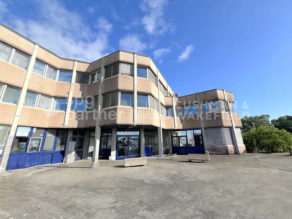 ST-CERGUE 297 - Bureaux lumineux et fonctionnels disponibles à la location ou à la vente