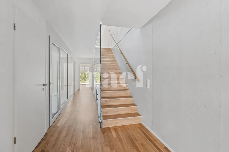 Le charme dune maison de ville, le confort dun bien contemporain.
