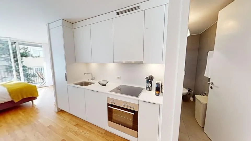 Modern Bright Studio with Balcony - Lausanne centre - 10min walk from train station