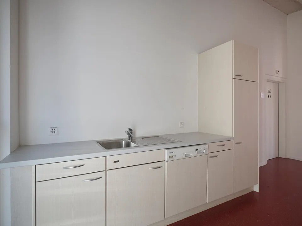 Bezugsbereite Gewerbeflächen ab 267 m² für vielfältige Nutzung