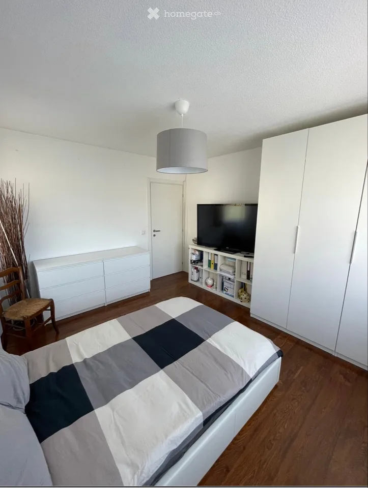 Rent room with bathroom