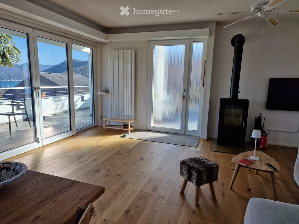 Appartamento vista lago per single o coppie
