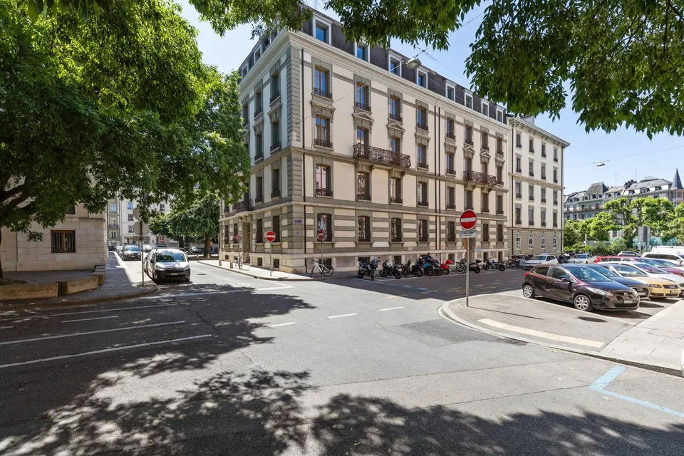 Ufficio di prestigio, vicinanza immediata al Parco dei Bastioni – foto 11 di 12