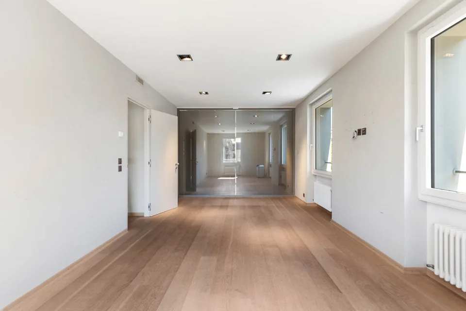 Büro mit Prestige, unmittelbare Nähe zum Parc des Bastions