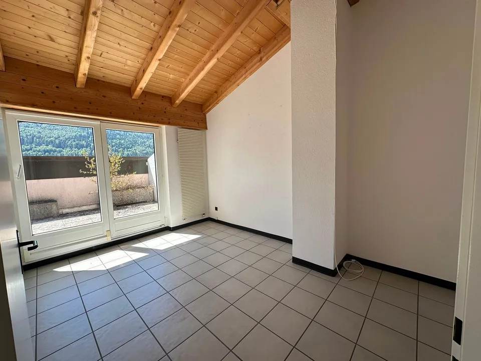 Spacieux appartement de 5.5 pièces avec terrasse à Saint-Imier – photo 7 sur 17