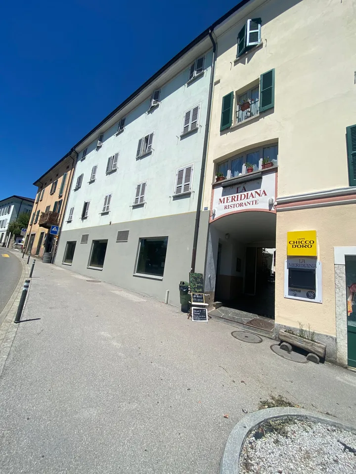 Locale Commerciale in Affitto a Balerna – Via San Gottardo 104