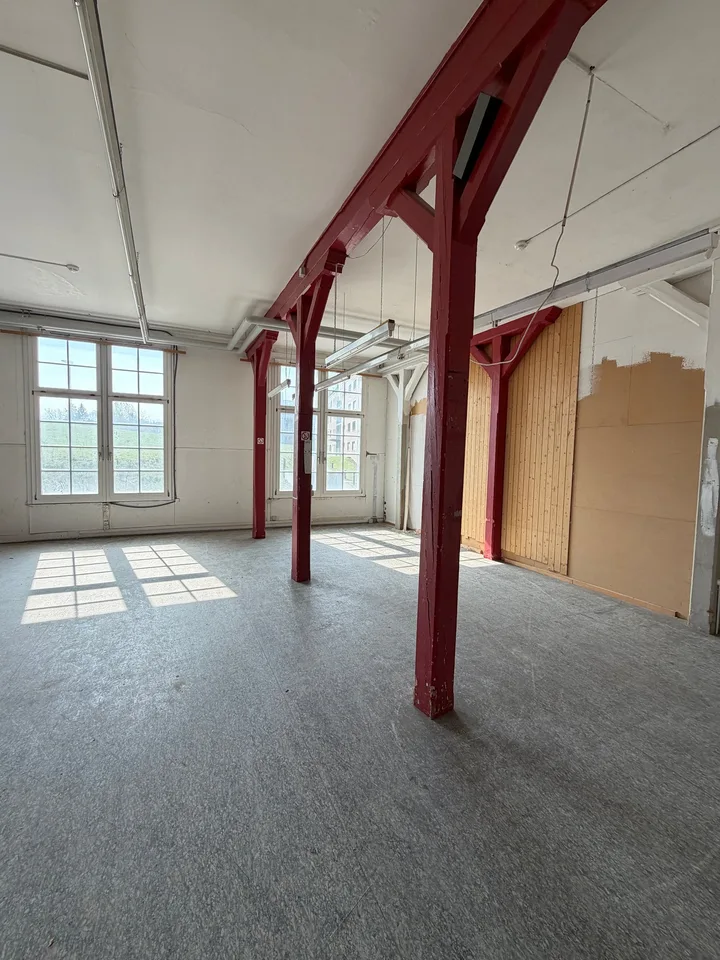 Grosszügiger Lagerraum im Rohbau - 564 m2 – Foto 6 von 9