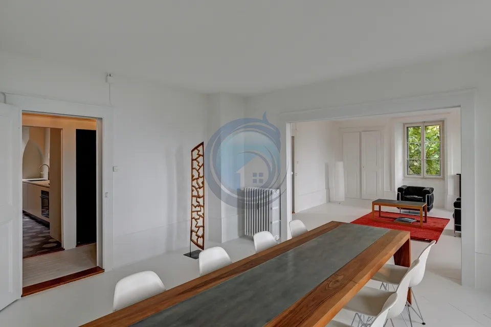 SPLENDIDO APPARTAMENTO DI 7,5 LOCALI CON VISTA LAGO