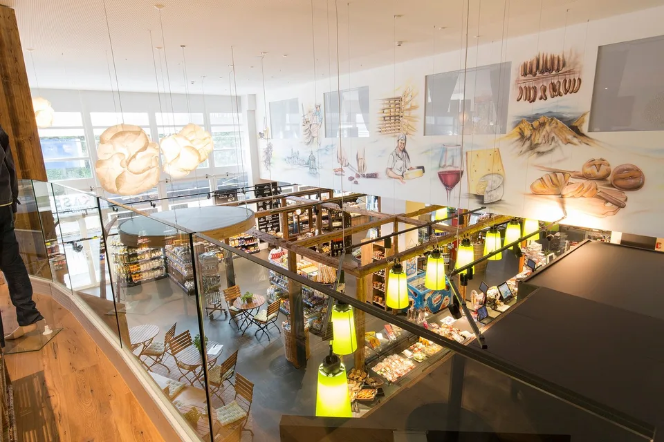 Tolles Gewerbeobjekt mit unzähligen Möglichkeiten(Laden/Ausstellung/Büro/....) – Foto 7 von 7