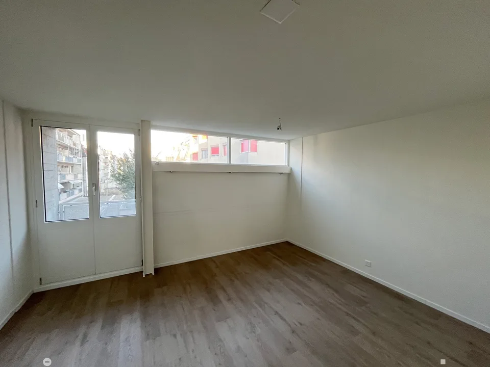 Sanierte 3.5-Zi-Whg mit Terrasse und Balkon