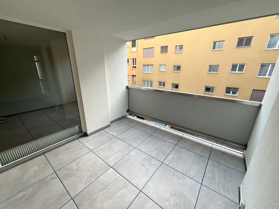 Sanierte 3.5-Zi-Whg mit Terrasse und Balkon – Foto 12 von 13