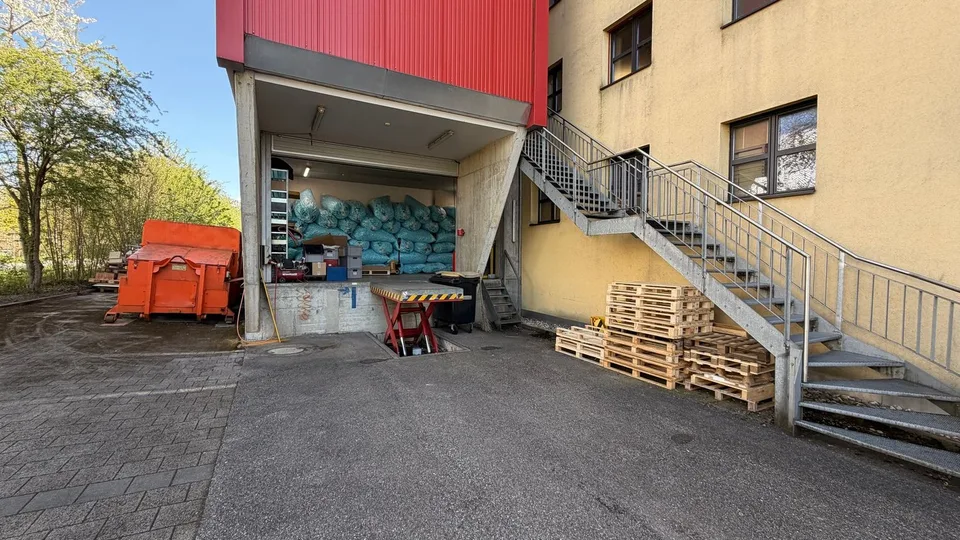 Espace de stockage et de production à louer dans la zone industrielle de Burgdorf – photo 15 sur 15