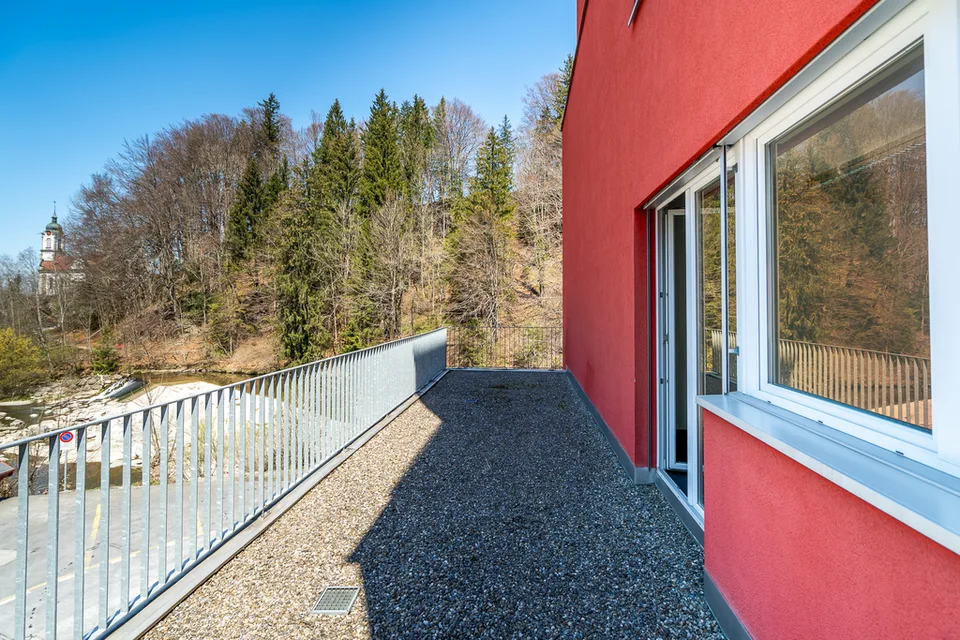 Flexible Büro-, Praxis- oder Lagerräume im 1. OG zu vermieten