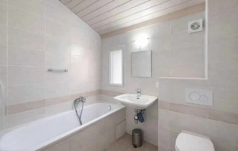 VILLA 5.5 PIECES - 520m2 JARDIN