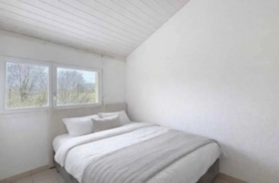 VILLA 5.5 PIECES - 520m2 JARDIN