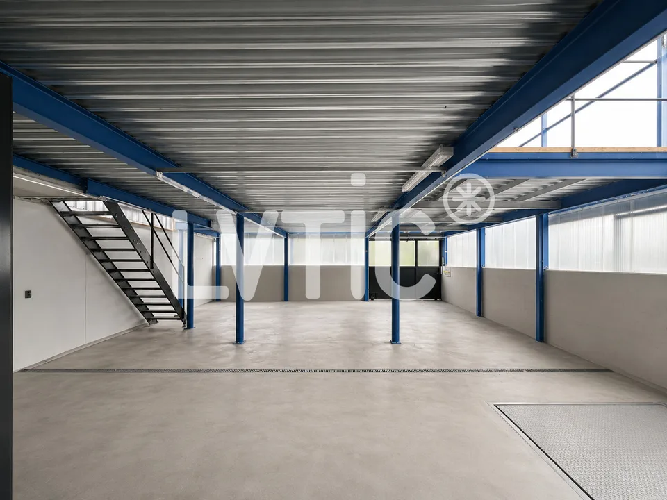 Laboratori, magazzini, ufficio di 622 m2 in affitto a Moudon – foto 6 di 10
