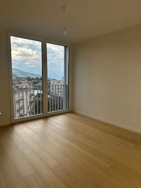 Magnifique duplex avec vue sur le lac, colocation possible – photo 7 sur 8