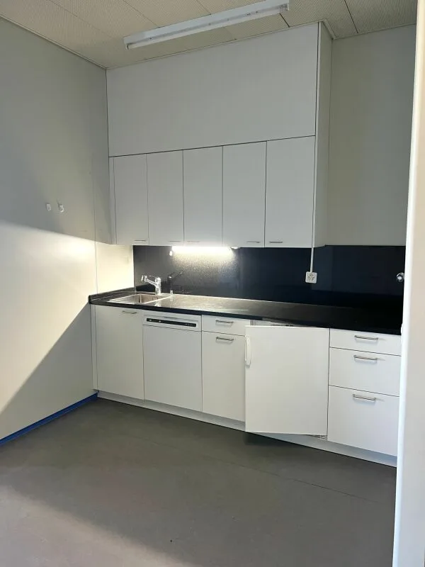 Flexible Gewerbefläche zu vermieten