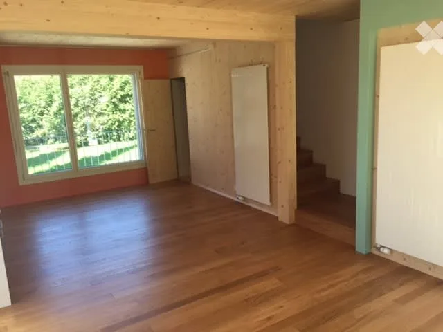 Wunderschöne Maisonettewohnung im Holzbau / Eckwohnung