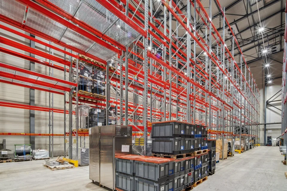 Surface de stockage / logistique - A LOUER