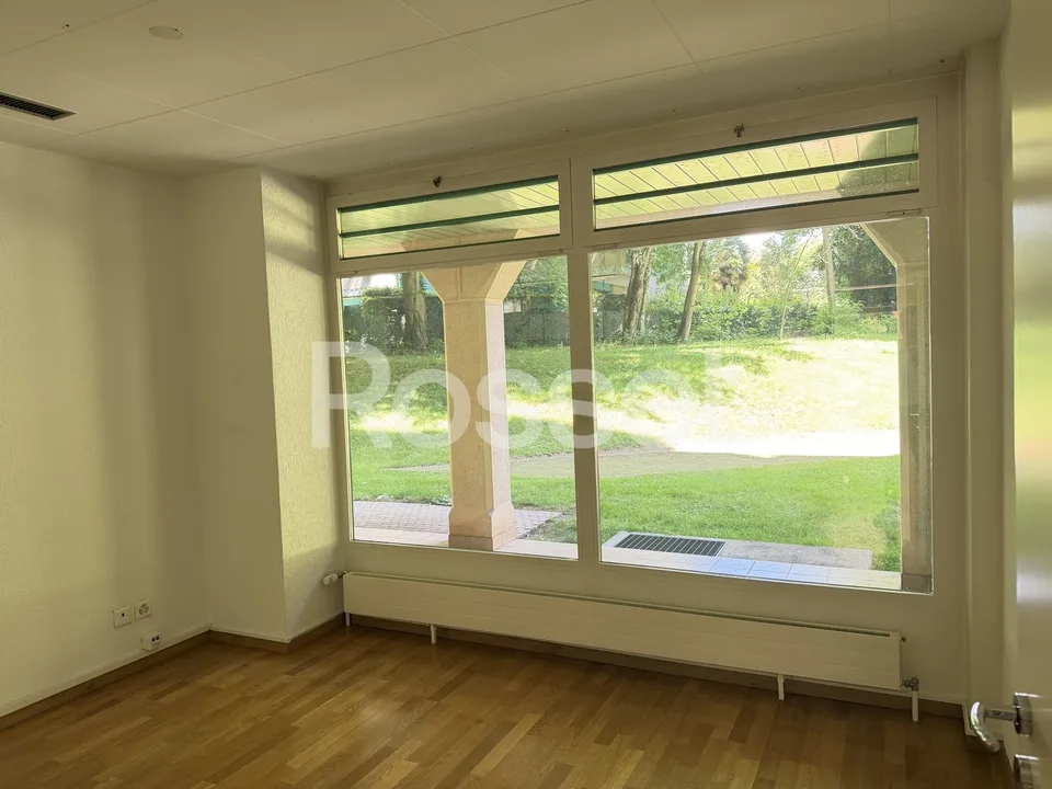 Arcade d'env. 81 m² au rez-de-chaussée
